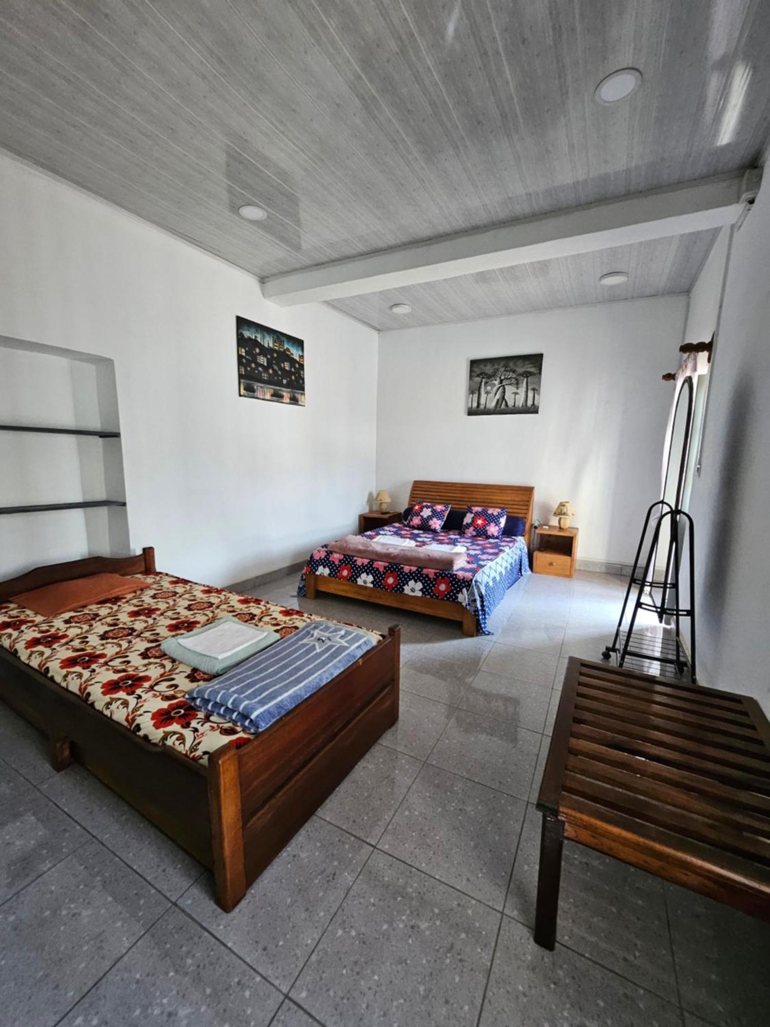 Chez Joel Bed & Breakfast Antsirabe Ngoại thất bức ảnh
