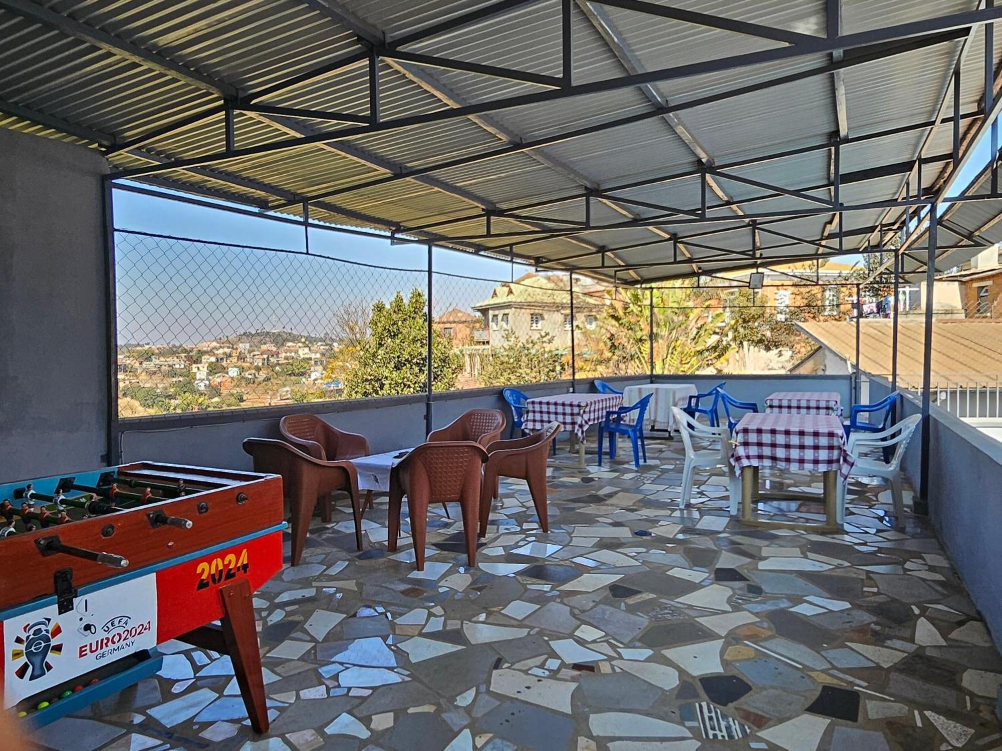 Chez Joel Bed & Breakfast Antsirabe Ngoại thất bức ảnh